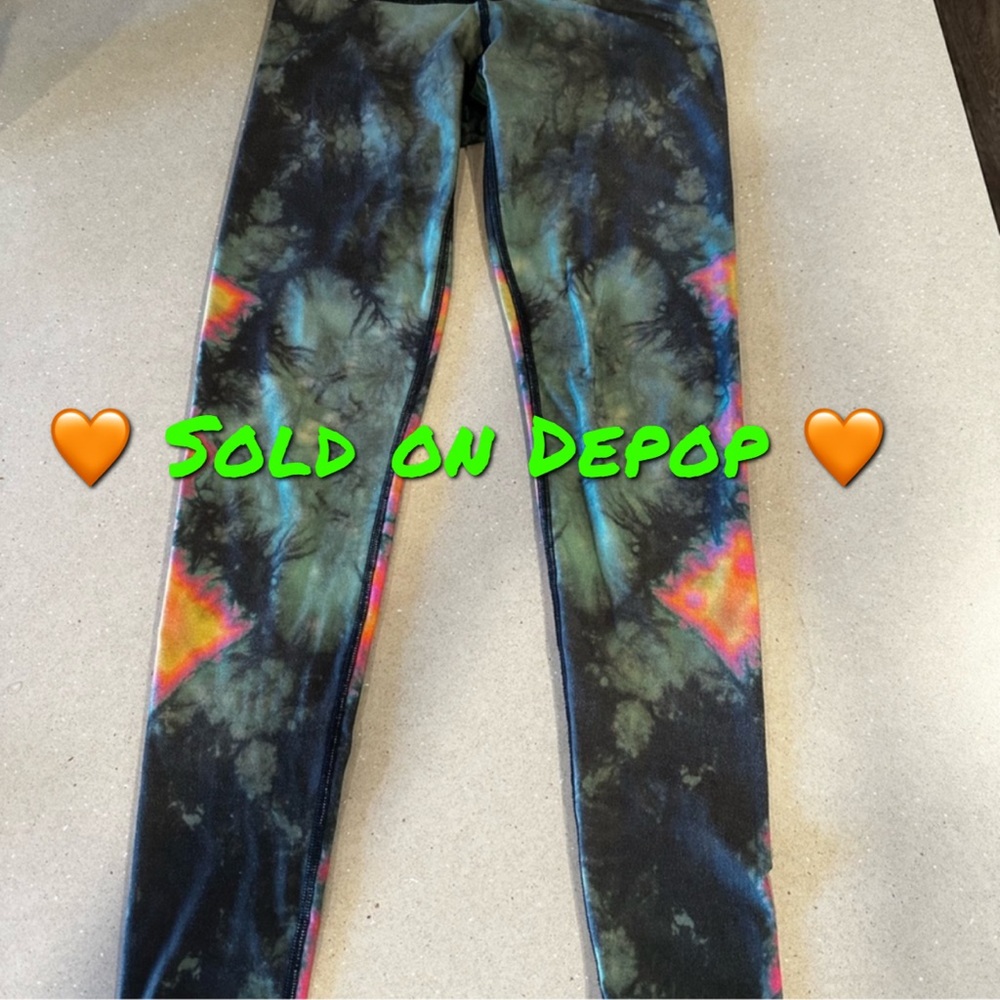 💚 SOLD 💚 Teeki Dreamcatcher Feather Festival Leggings size Small